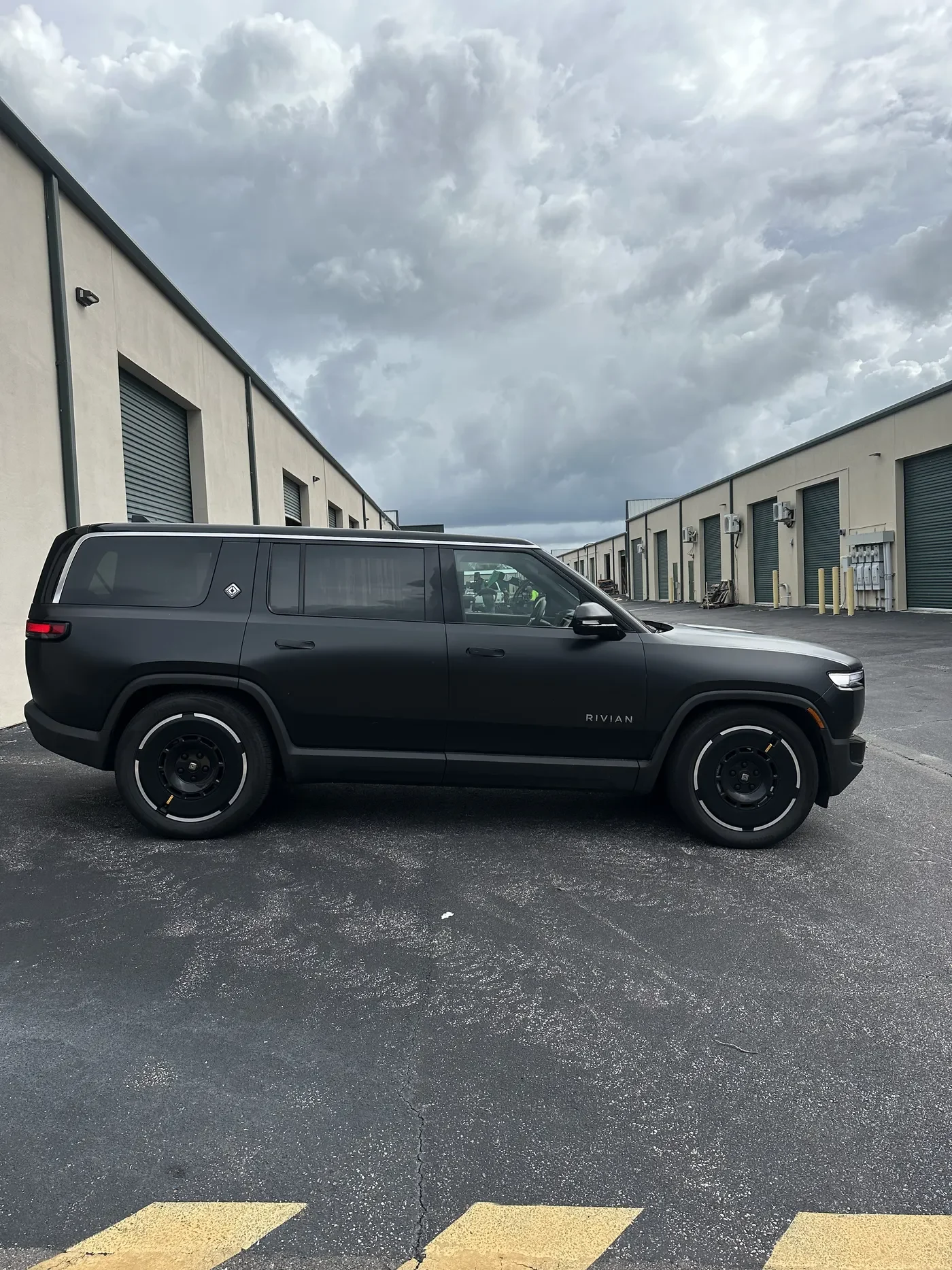 Window Tinting Auto Wraps PPF Services at SS Wraps & Tints